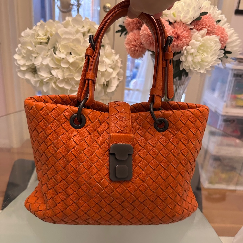 Bottega Veneta Orange Woven Leather Tote - Picture 2 of 15